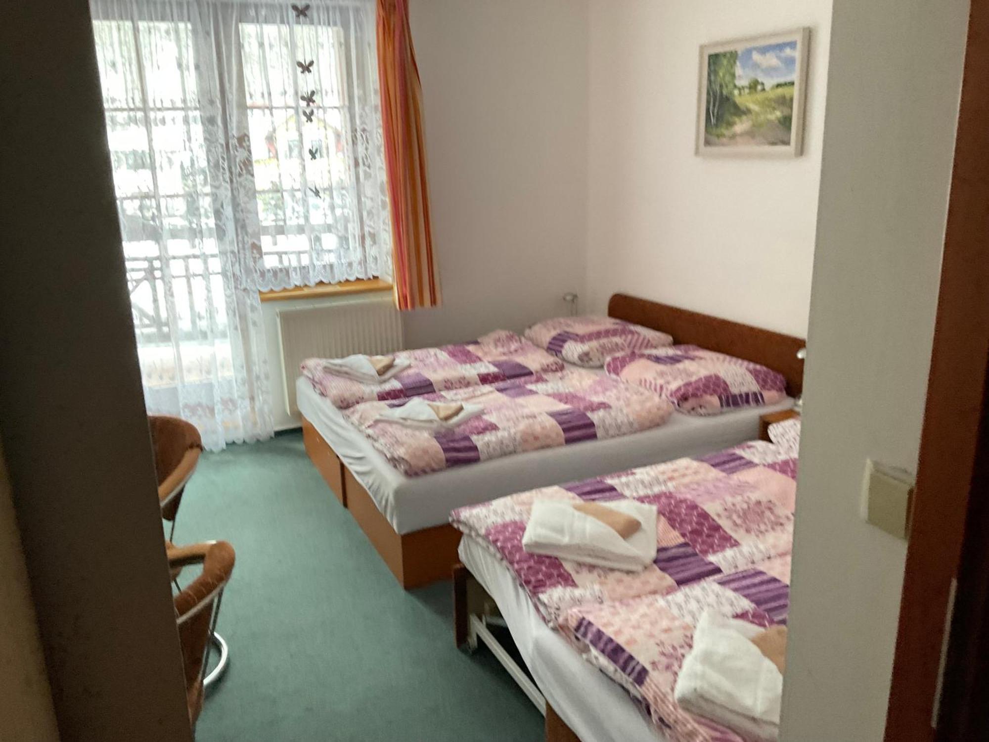 Pension Holiday Vrchlabi Ngoại thất bức ảnh